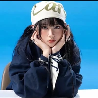 Nguyễn Lê Ngọc Ánh Sáng(Ánh Sáng Aza)