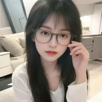 Dương Hàm Bác_lúc giả gái