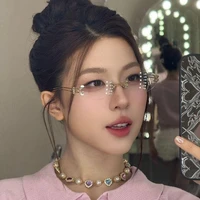 Nguyễn Lê Diễm Hằng ( Lamoon )