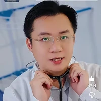 bác Sĩ trong trường