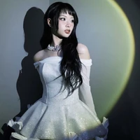 Nguyễn Lê Ngọc Ánh Sáng (Ánh Sáng Aza)