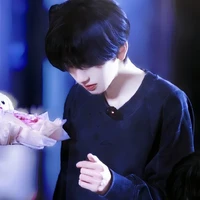 Tả Kỳ Hàm_cậu