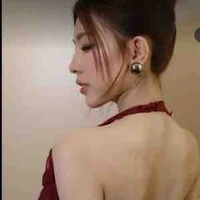 Nguyễn Lê Diễm Hằng. Lamoon