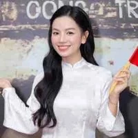 Hạ Anh