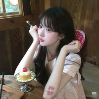 Lý Nhật Vy_Molly/08/