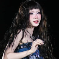 Vũ thị ngân mỹ - omega