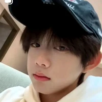 người viết Ngọc