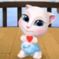 Lynna ( tg )