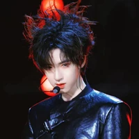 Hạ Tuấn Lâm [nhân cách 2]