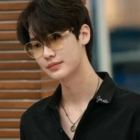 Dew - Jirawat Sutivanichsak