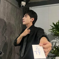 Lê Quang Hùng (Phone)