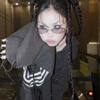 Trần Thị Phương Thảo | 52hz |