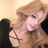 Kim Mia •chị Taehyung•