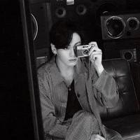 Jeon JungKook •Y•