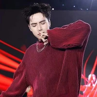 Lê Quang Hùng | Phone