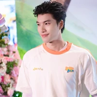Hiếu Thứ Hai ( Trần Minh Hiếu)