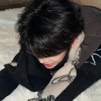 Trương Hàm Thụy | cậu