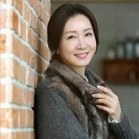 Mẹ cô