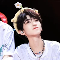 Tả kỳ Hàm - cậu²