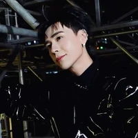 Lê Quang Hùng - Phone