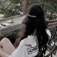 Phạm Hoàng Chi ( Mẹ Dương và My )