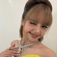 Lalisa Manoban (Mẹ Chaeng )