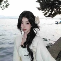 đàn em nữ chính