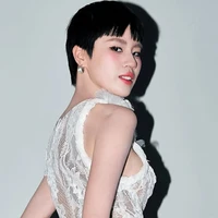 Nguyễn Diệu Huyền - Pháo