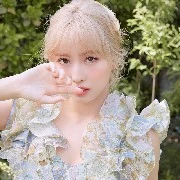 Hirai Momo