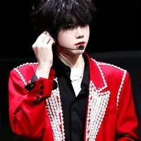 Trần Dịch Hằng_ anh