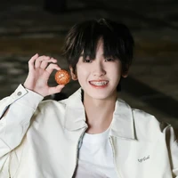 Tả Kỳ Hàm_cậu