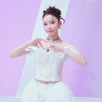 Bùi Thị Bích Phương(chị cả)