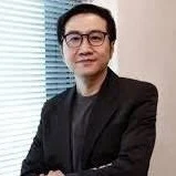 Sataporn Panichraksapong