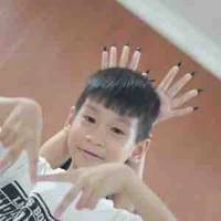 Hoàng Tuấn Tú_em