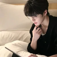 Nguyễn Nhật Hoàng ( Dlow )