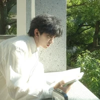 Phạm Hoàng Nhựt Anh (范黄一映)