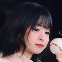 Jung Yeonie - em