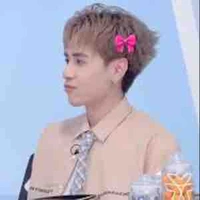 Lê Quang Hùng | Phone