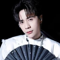 Quang Hùng
