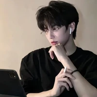 Lục Dật Thần