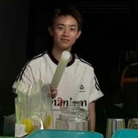 Tác Giả Bận Trừ Tà