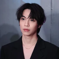 First Kanaphan🐈‍⬛