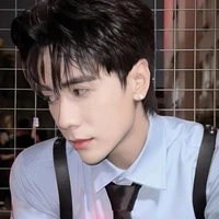 QUANG HÙNG MASTER