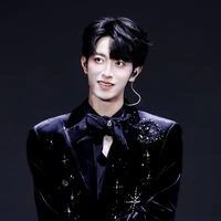 Lý Phái Ân  { anh}}