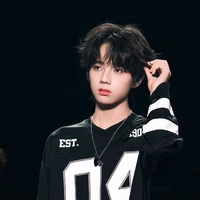 Vương Lỗ Kiệt_hắn¹⁰