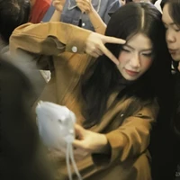 •Tranthaolinh | lyhan |