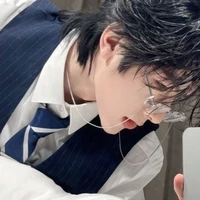 Minh Hùng_ Chú của Nu9 { Hiệu trưởng }