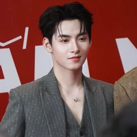 Hoàng Hùng
