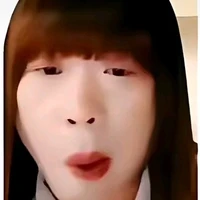 hồng tỉ 😏😏😏