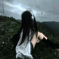 Ngọc Hân (  chị tg)